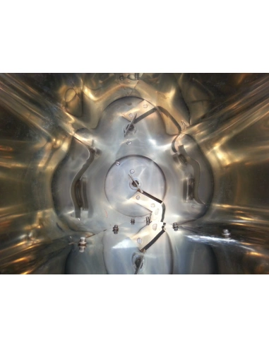 Fruit SHARK MEGALODON - detail velkokapacitní násypky uvnitř